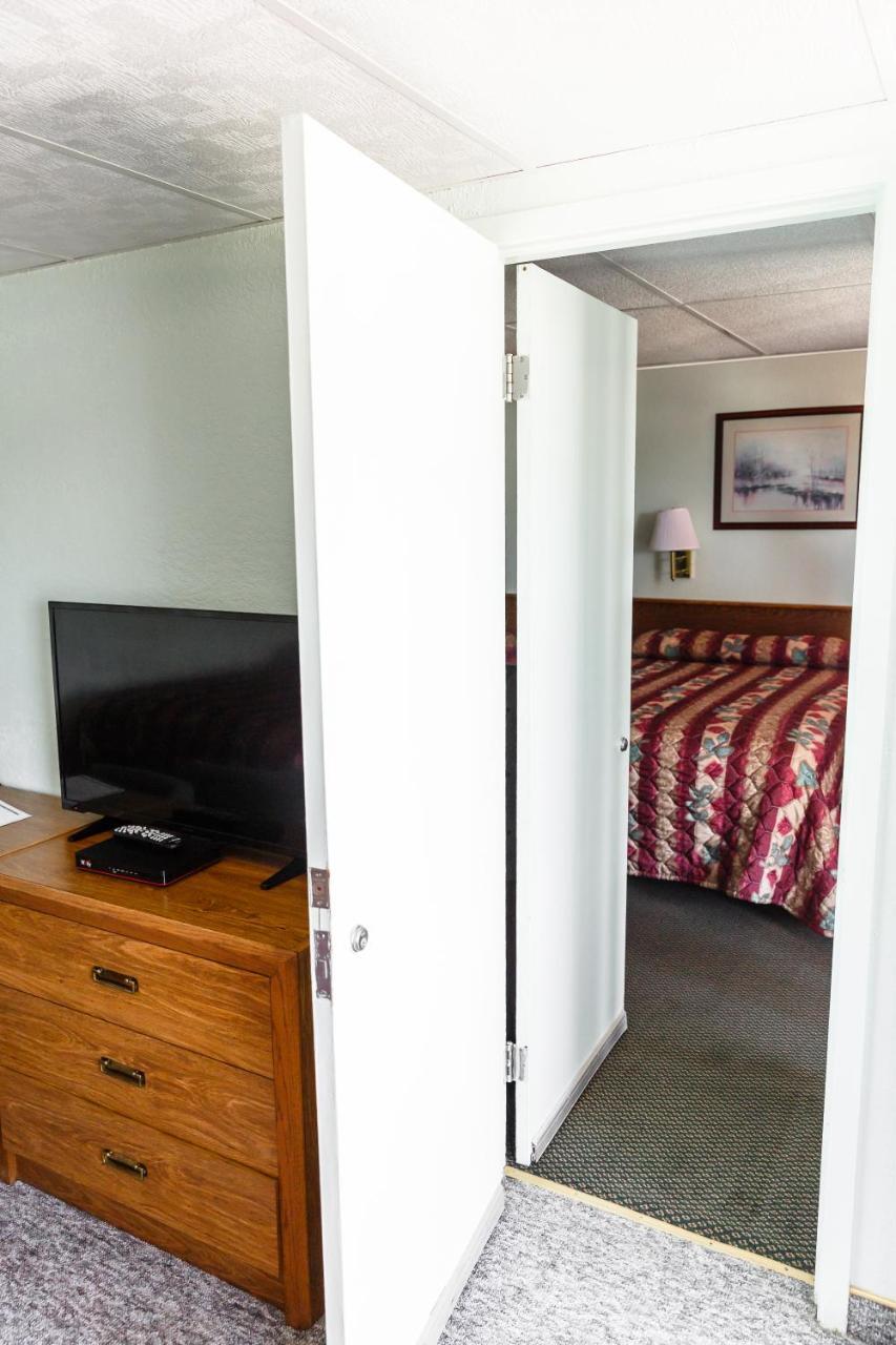 Safari Motel